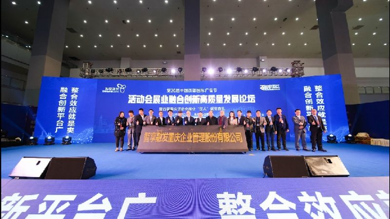 印刷工艺和材料的选择直接影响到画册的最终效果。以下是一些选择建议：